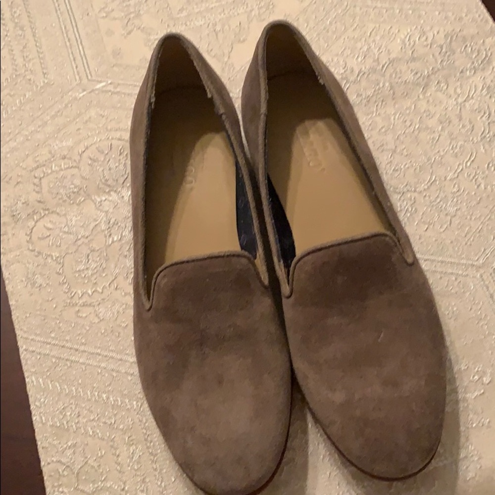 Pre -own Sebago girl shoes size 5m